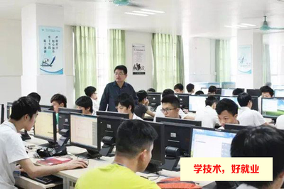 深圳软件开发专业学校 数字时代的筑梦摇篮